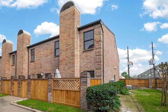 9800 Pagewood Lane 3405, Houston, TX 77042