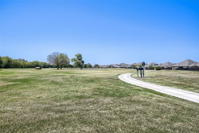 2400 Sabine Circle, Royse City, TX 75189
