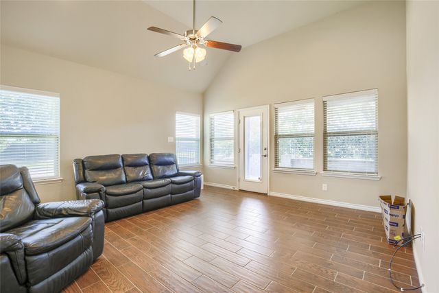 2400 Sabine Circle, Royse City, TX 75189