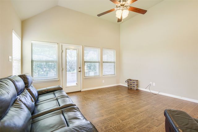 2400 Sabine Circle, Royse City, TX 75189