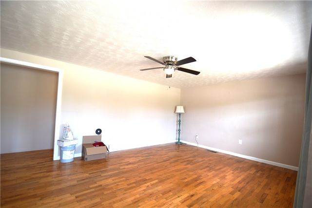 2544 Butterfield Coach Road, Springdale, AR 72764