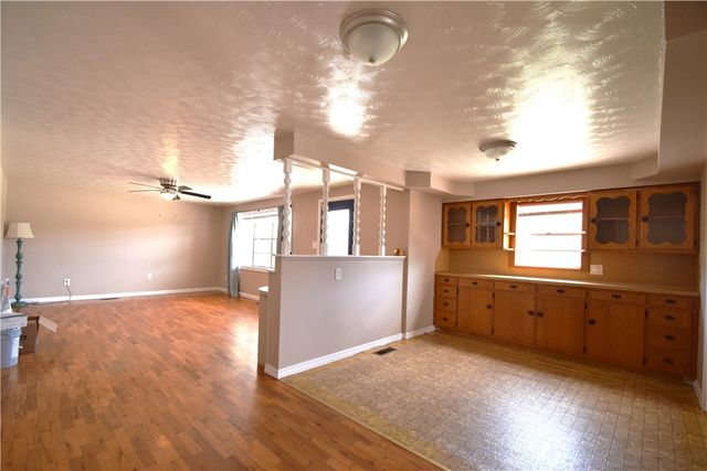 2544 Butterfield Coach Road, Springdale, AR 72764