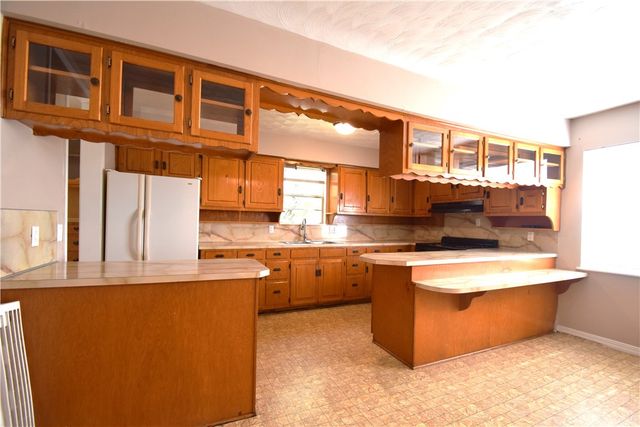 2544 Butterfield Coach Road, Springdale, AR 72764