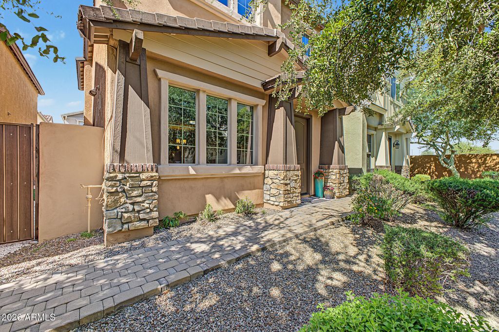 2040 E HEARTWOOD Lane, Phoenix, AZ 85022 — photo 4