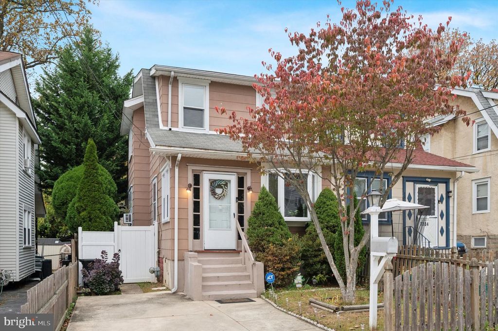 1836 SHALLCROSS AVE, Folcroft, PA 19032