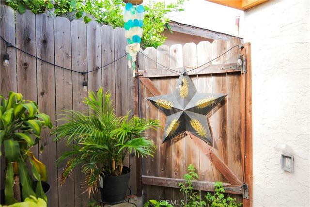 1713 Wollacott Street, Redondo Beach, CA 90278