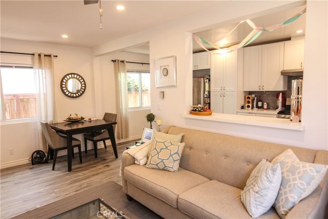 1713 Wollacott Street, Redondo Beach, CA 90278