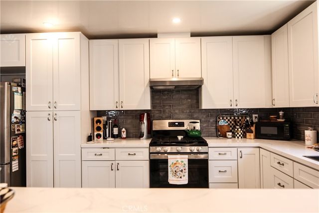 1713 Wollacott Street, Redondo Beach, CA 90278