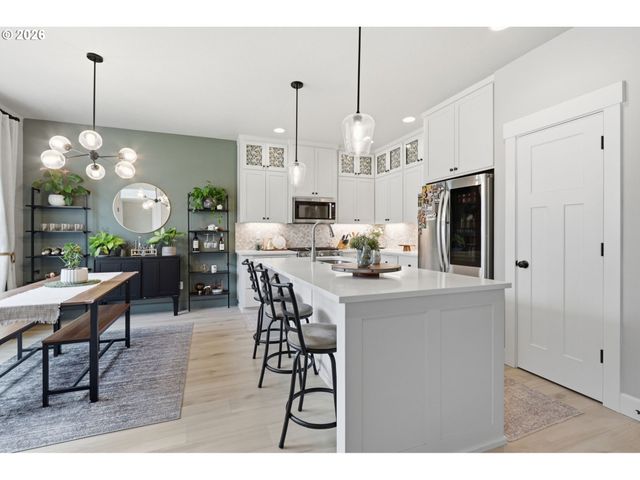 4813 Se BARBARA LYNN Way, Milwaukie, OR 97222