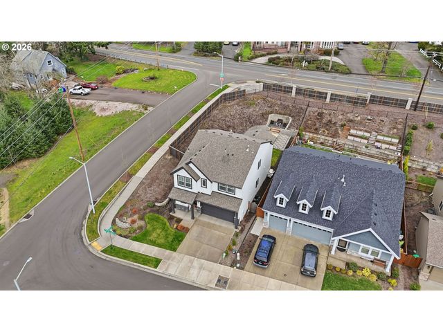 4813 Se BARBARA LYNN Way, Milwaukie, OR 97222