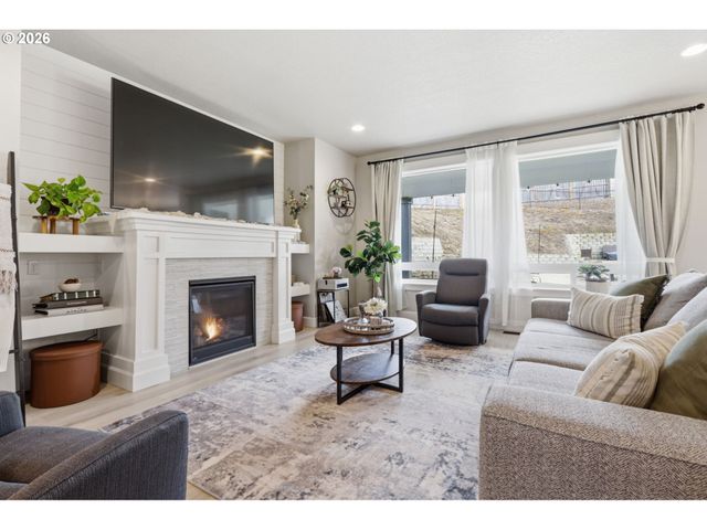 4813 Se BARBARA LYNN Way, Milwaukie, OR 97222