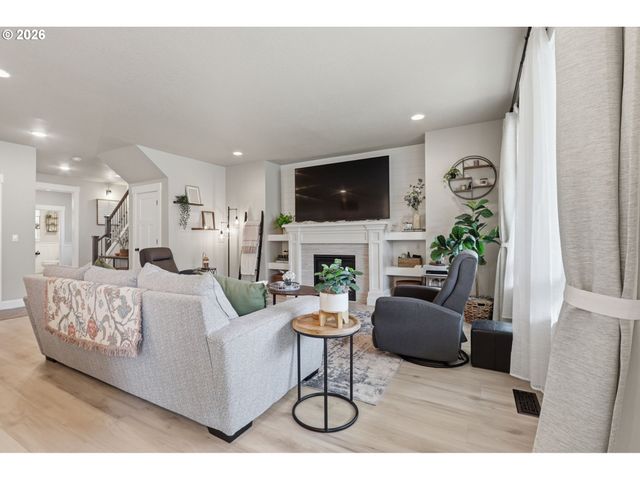 4813 Se BARBARA LYNN Way, Milwaukie, OR 97222