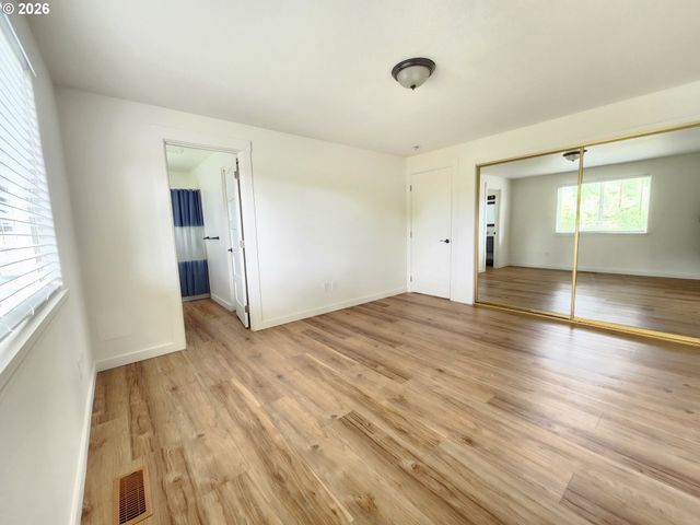 13205 Ne 76TH Way, Vancouver, WA 98682