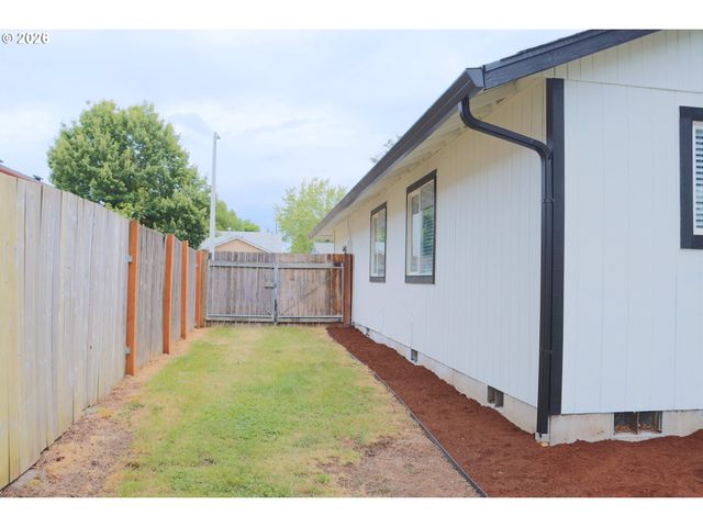 13205 Ne 76TH Way, Vancouver, WA 98682
