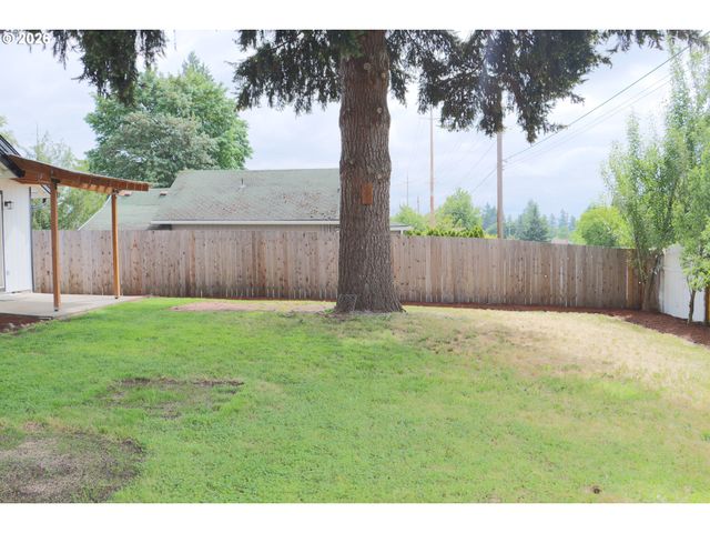 13205 Ne 76TH Way, Vancouver, WA 98682