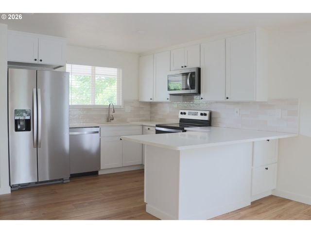 13205 Ne 76TH Way, Vancouver, WA 98682