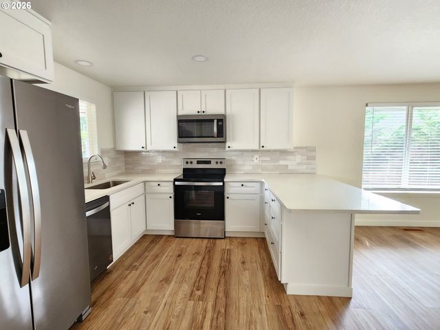 13205 Ne 76TH Way, Vancouver, WA 98682