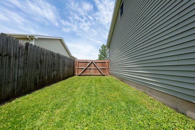 304 Alan John Drive, Westville, IN 46391