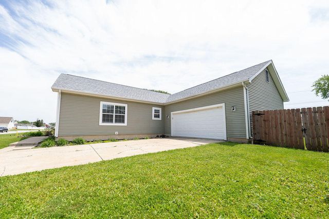 304 Alan John Drive, Westville, IN 46391