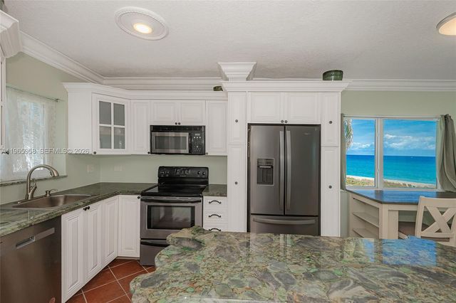 1041 Hillsboro Mile 2, Hillsboro Beach, FL 33062