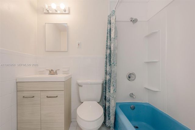 1041 Hillsboro Mile 2, Hillsboro Beach, FL 33062