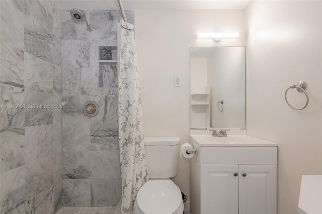 1041 Hillsboro Mile 2, Hillsboro Beach, FL 33062