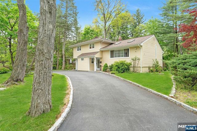 11 Meadow Street, Demarest, NJ 07627