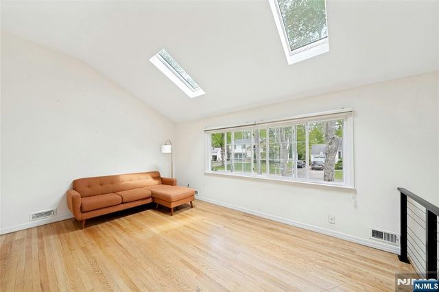 11 Meadow Street, Demarest, NJ 07627