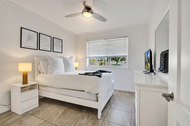 1528 NE 28th Drive, Wilton Manors, FL 33334