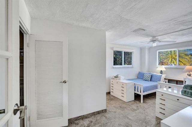 1528 NE 28th Drive, Wilton Manors, FL 33334