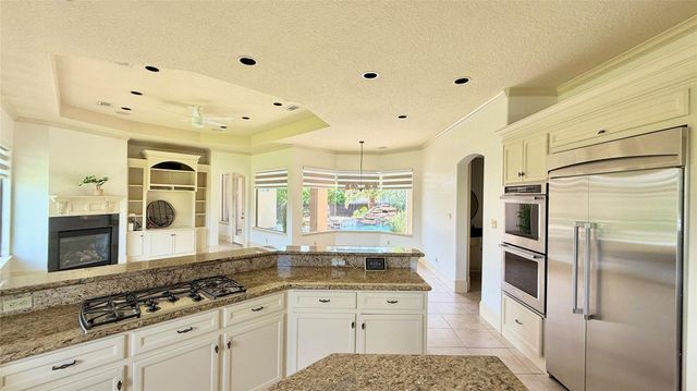 8103 Hideaway Lake Circle, Spring, TX 77389