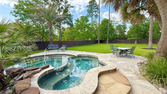 8103 Hideaway Lake Circle, Spring, TX 77389