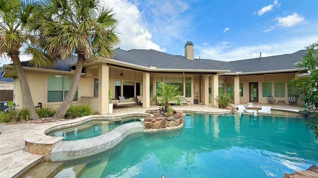 8103 Hideaway Lake Circle, Spring, TX 77389