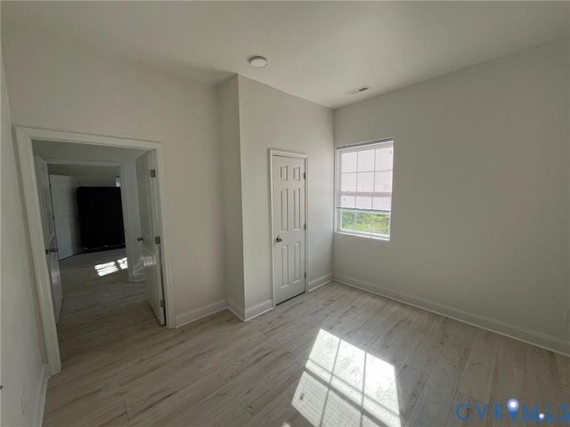 10351 Greenwood Rd, Glen Allen, VA 23060