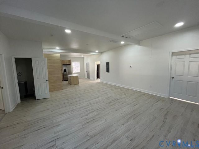 10351 Greenwood Rd, Glen Allen, VA 23060