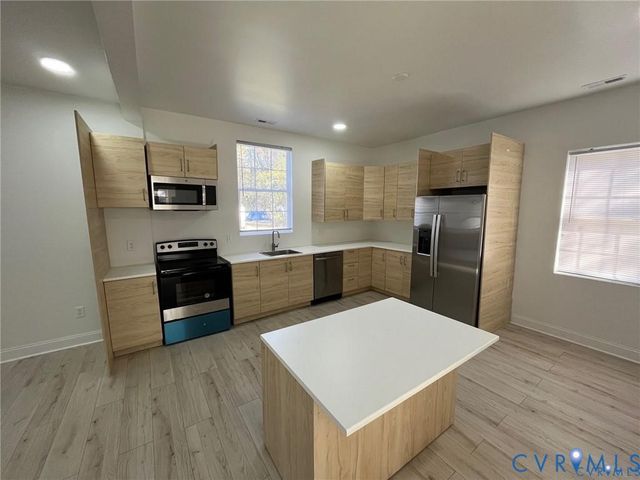 10351 Greenwood Rd, Glen Allen, VA 23060