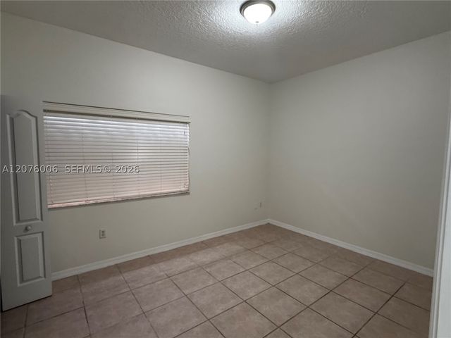 15957 SW 54th Ter, Miami, FL 33185