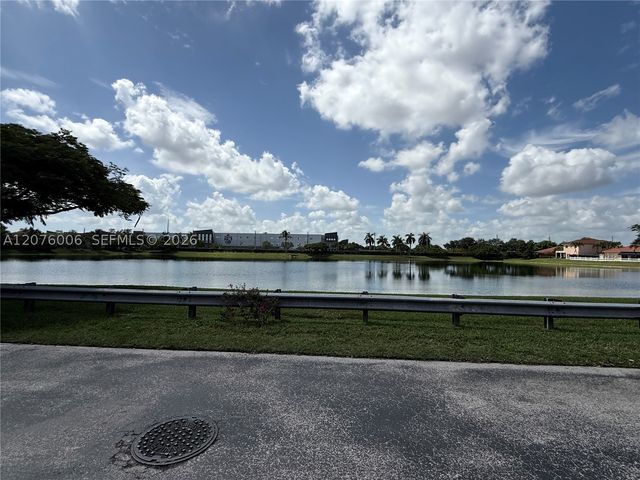 15957 SW 54th Ter, Miami, FL 33185