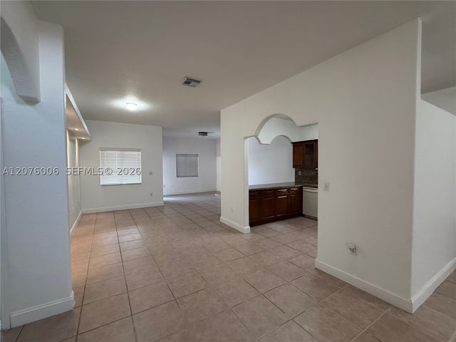 15957 SW 54th Ter, Miami, FL 33185