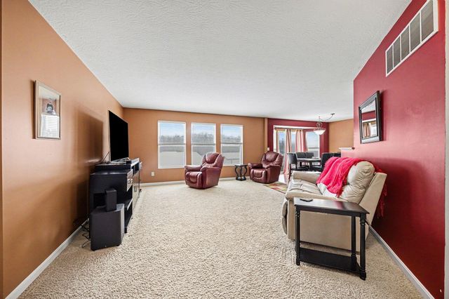 6941 Lucia Drive, Burlington, KY 41005