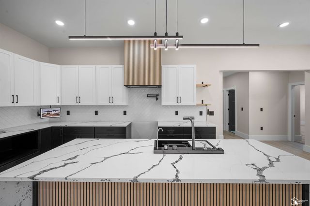 2706 S Custer Road, Monroe Twp, MI 48161