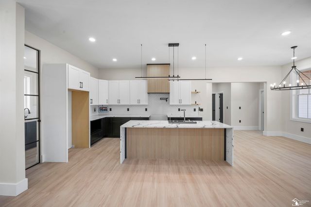 2706 S Custer Road, Monroe Twp, MI 48161