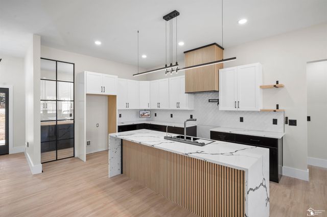 2706 S Custer Road, Monroe Twp, MI 48161