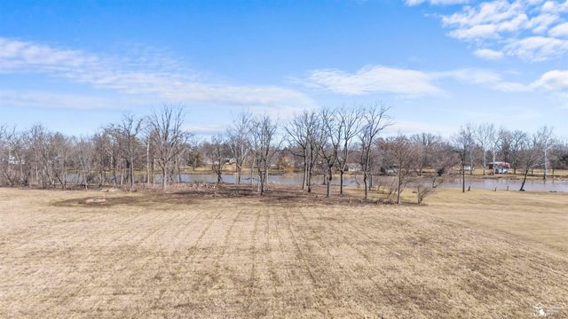 2706 S Custer Road, Monroe Twp, MI 48161