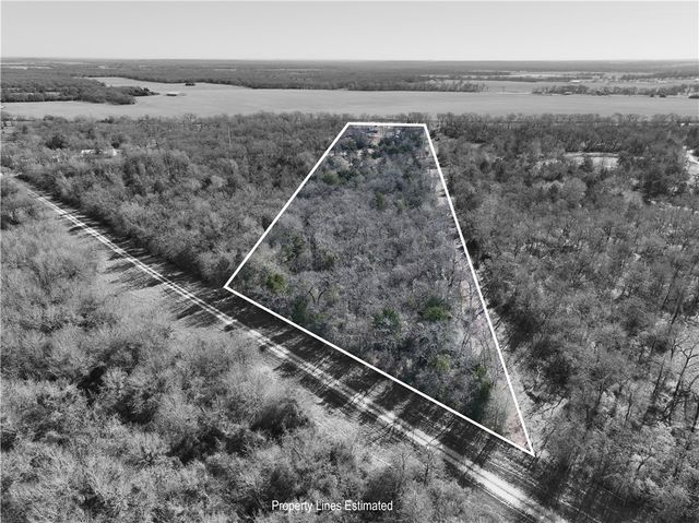 4797 FM 979 E, Franklin, TX 77856