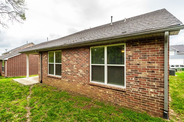 224 Griffin Ln, Gallatin, TN 37066