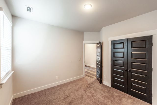 224 Griffin Ln, Gallatin, TN 37066