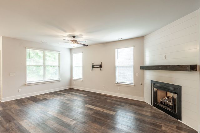 224 Griffin Ln, Gallatin, TN 37066