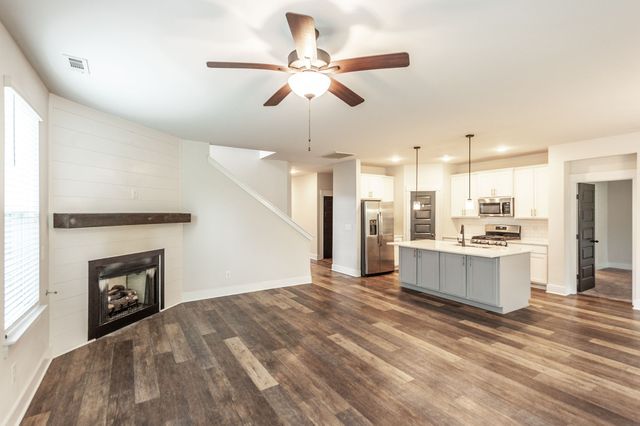 224 Griffin Ln, Gallatin, TN 37066