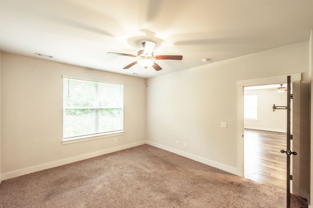 224 Griffin Ln, Gallatin, TN 37066